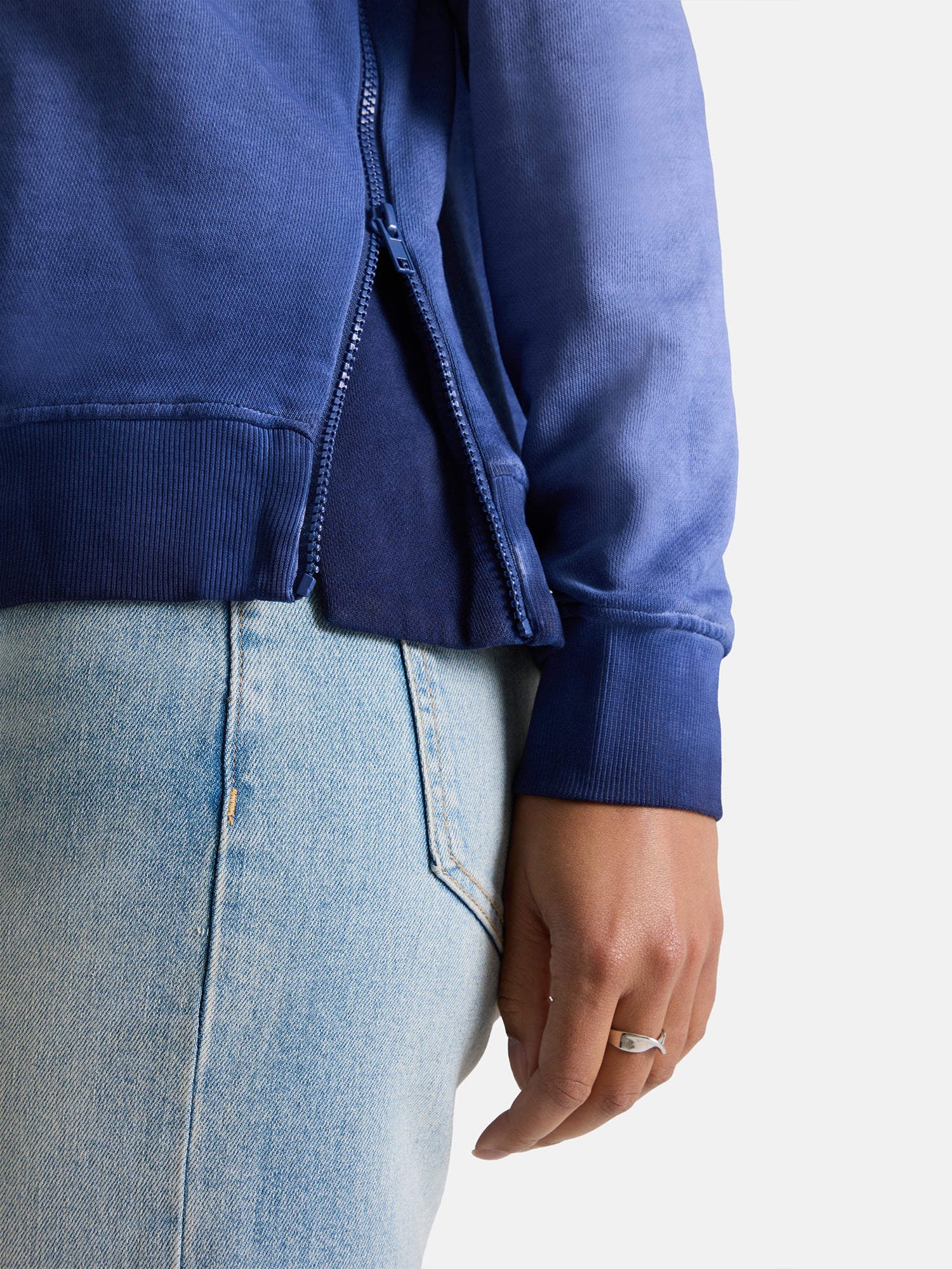 Sweatshirt "NavyEP" aus Baumwolle