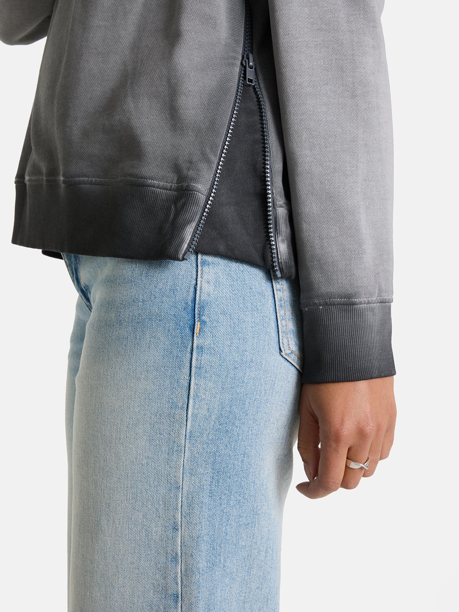 Sweatshirt "NavyEP" aus Baumwolle