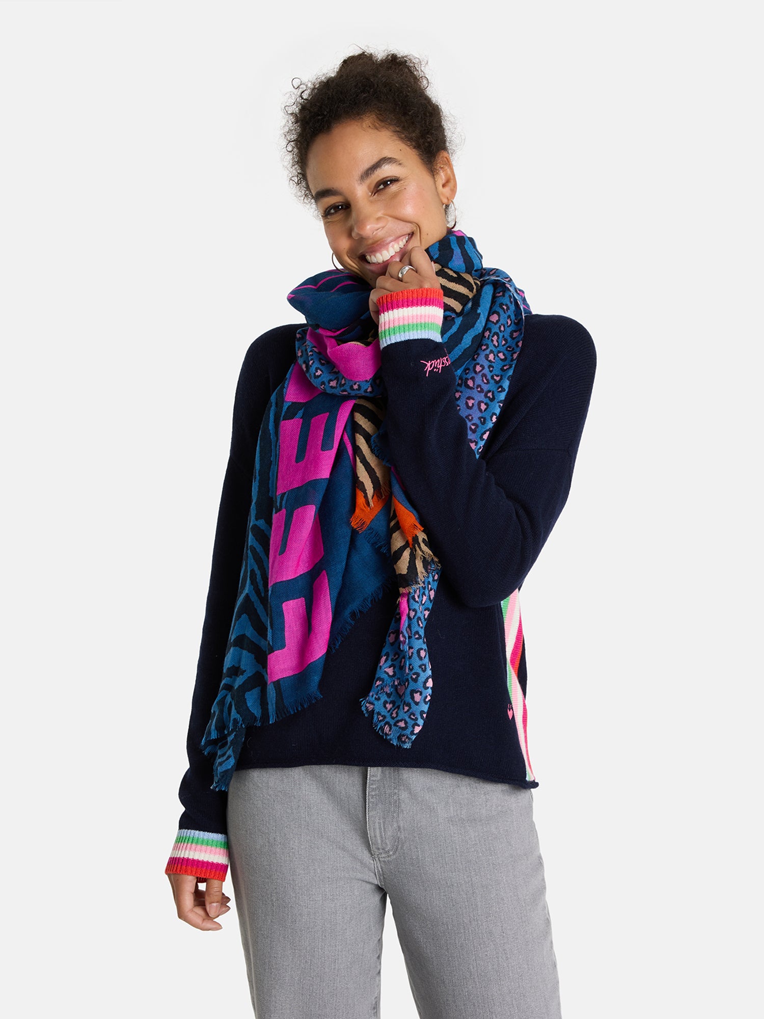 Wollschal „Heartful Touch“