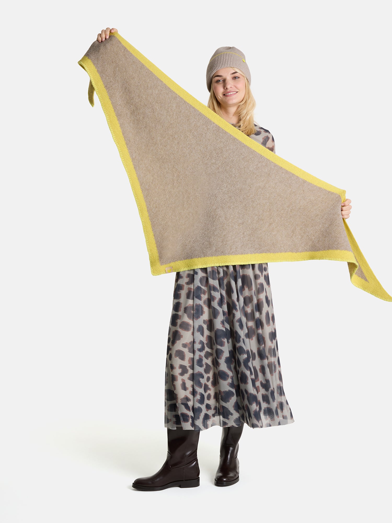 Strick-Cape „Chic Comfort“