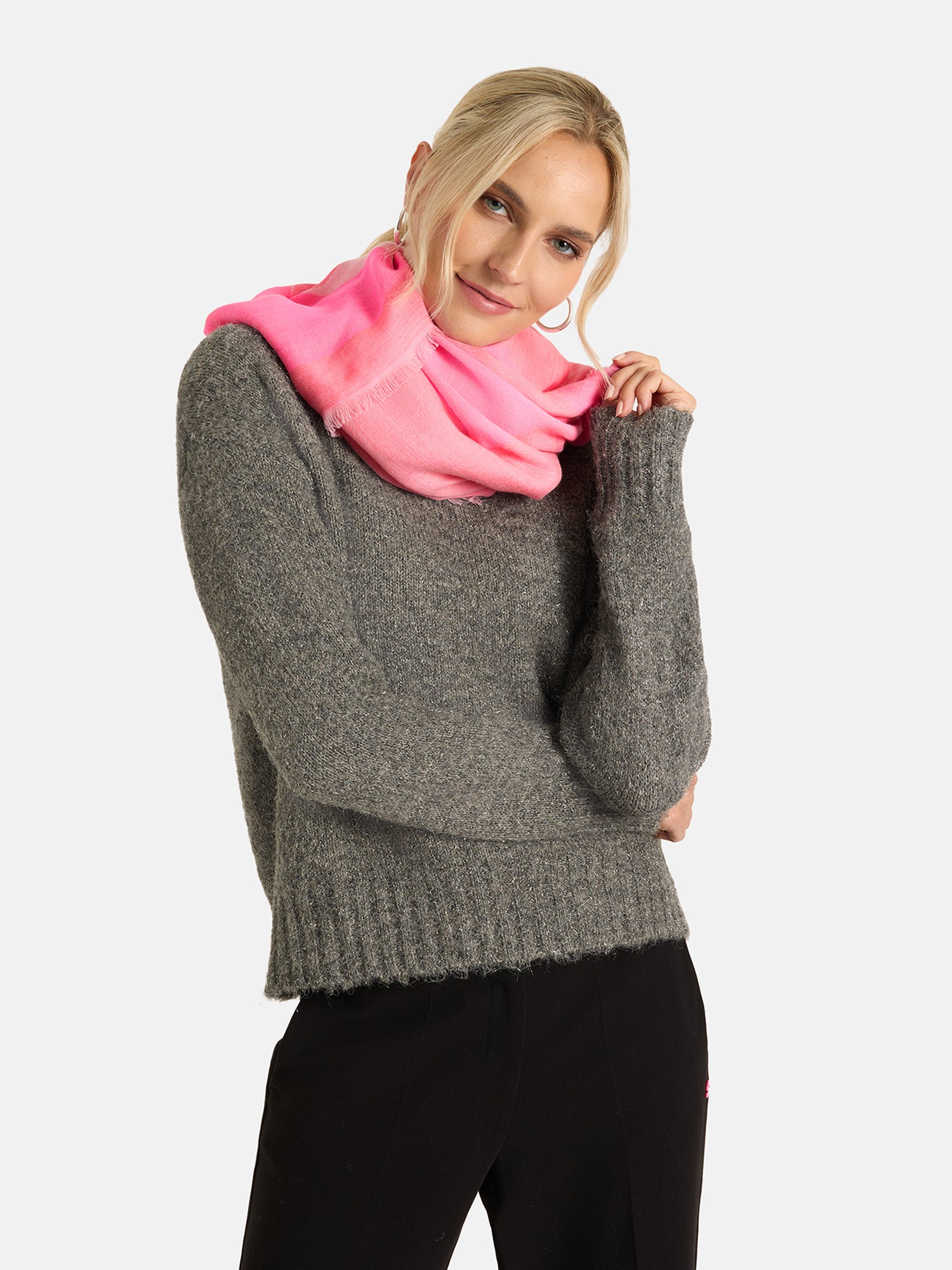 Tuch "MadelaineL" mit Wolle