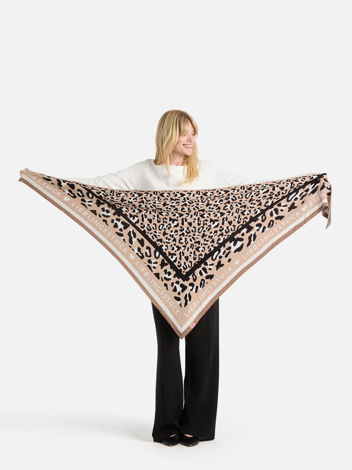 Dreieckstuch „Leo Love“