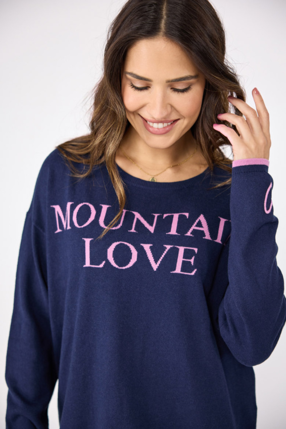 Mountain Love Pullover